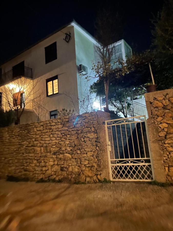 Apartments Radulovic อุลซิน ภายนอก รูปภาพ