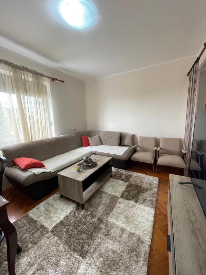 Apartments Radulovic อุลซิน ภายนอก รูปภาพ