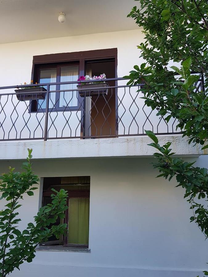 Apartments Radulovic อุลซิน ภายนอก รูปภาพ
